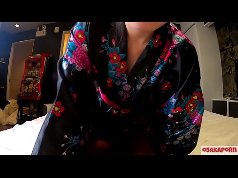 ❤️ Keçika ciwan a cosplay ji seksê hez dike ku bi orgazmê bi şûjinek di hespêk û blowjob de. Keçika Asyayî ya bi pisîka porî û bi cil û bergên kevneşopî yên Japonî di vîdyoya amator de ku masturbasyona bi pêlîstokên qijikê nîşan dide. Sakura 3 OSAKAPORN. ️❌  Sex li me ku.xxxshake.ru ❌️